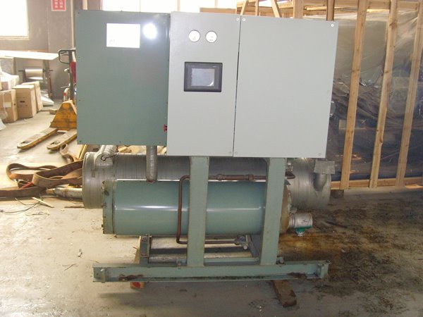 志仲镇酒店中央空调不停机清洗方法介绍